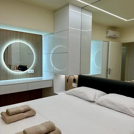 Elea Blu Apartment *